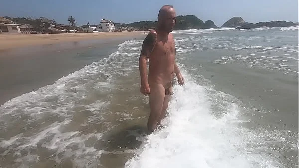 Walking nude freely & having fun on public nudist beach