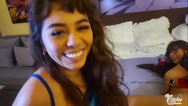 Hace tanto frio que no me quito la pijama para que me coja