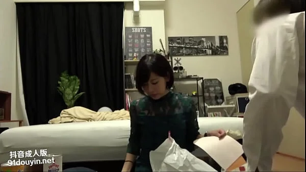 街头搭讪美女老师，太有女人味了