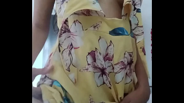 This innocent girl lets herself be recorded while asking me for an anal. Teen18