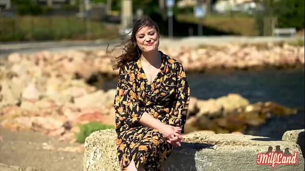 Aurora, milf sexy, e au niveau suivant Part 1