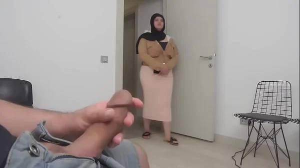 OMG SHE SAYS I'M MARRIED !!