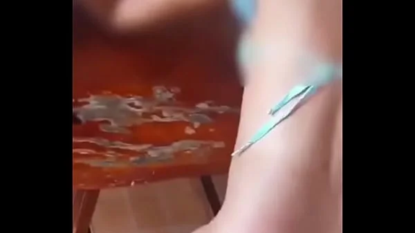 NOVINHA APERTADINHA