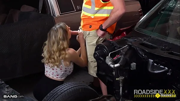 Roadside - Babe With Huge Tits Gets Fucked By The Mechanic