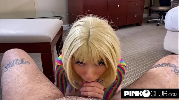 Il corpicino della teen Kenzie Reeves sfondato dal cazzone di Romeo Mancini